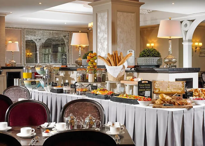 The Rose 4* Трали