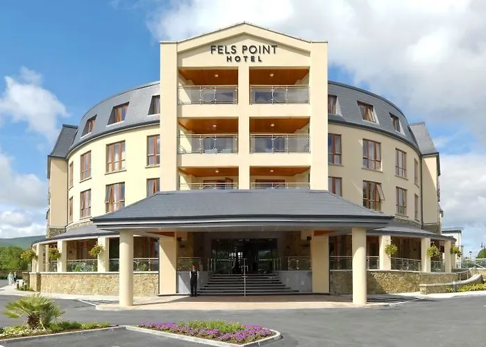 The Rose Отель Трали