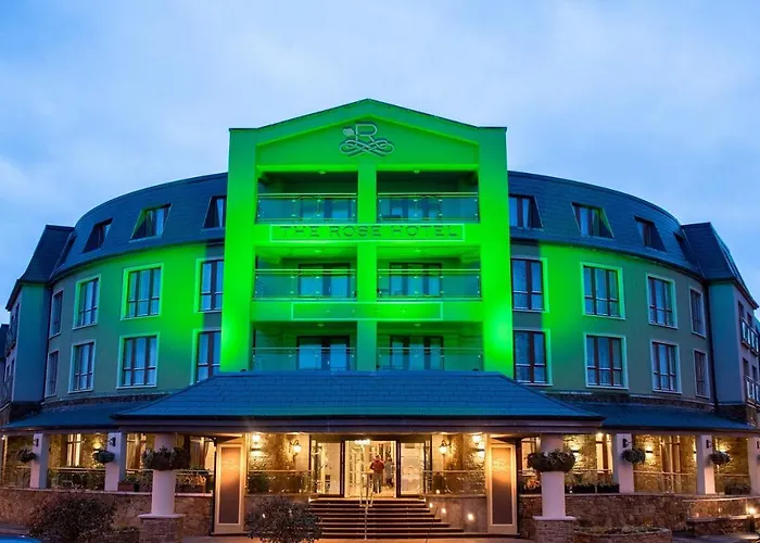 Отель The Rose Трали